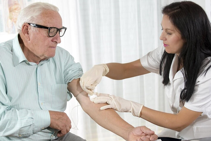 Эритроцитоз, как лечить повышенный гемоглобин в пожилом возрасте