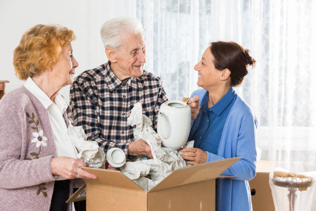 Причины переезда на новое место в пожилом возрасте, как эффективно организовать
